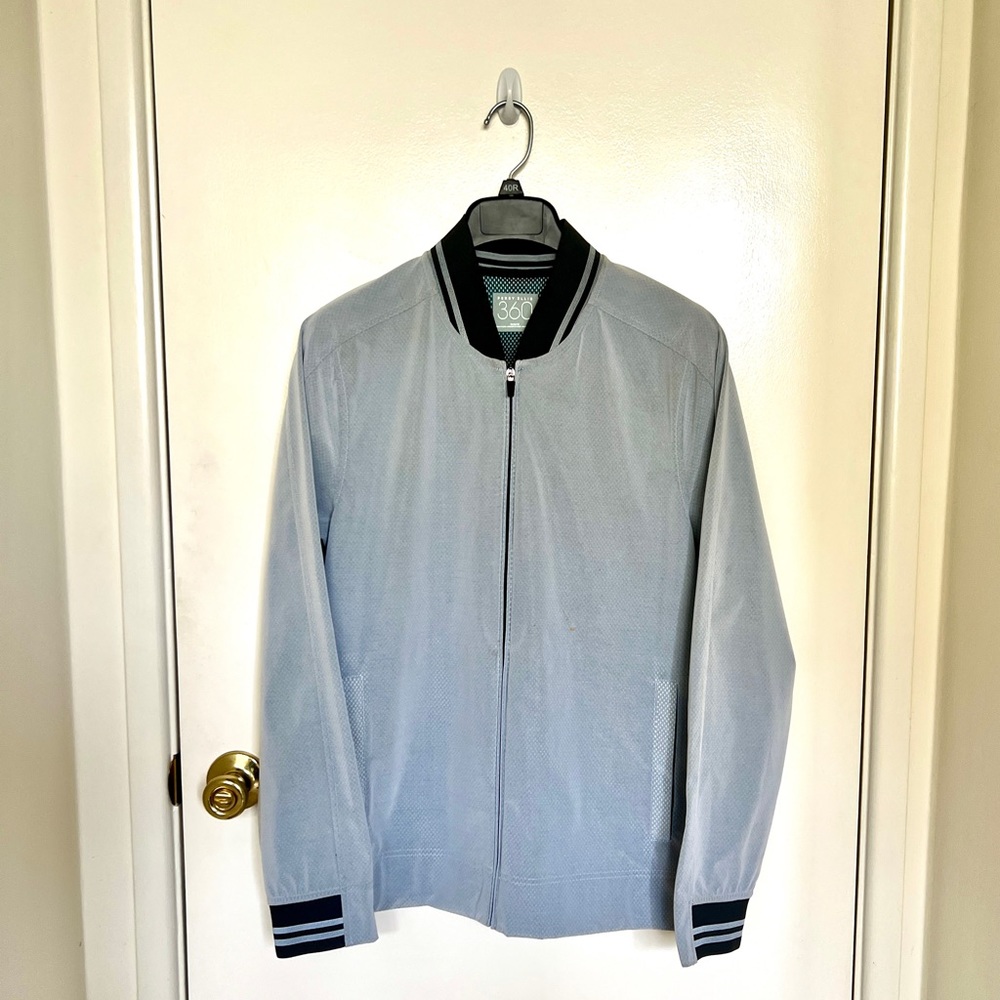 Lightweight, water resistant, bomber jacket | Perry Ellis | M